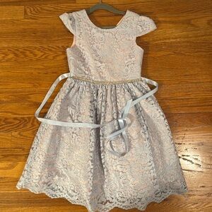 Girls’ dress size 7